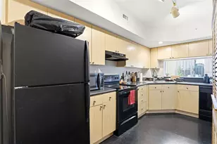 322 E Central Blvd, Orlando, FL 32801 - Photo 16