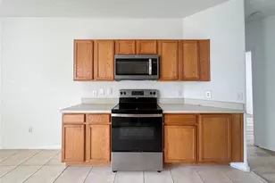 402 Sunset View Dr, Davenport, FL 33837 - Photo 6