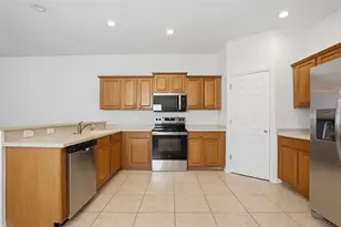 1125 Andrew Aviles Cir, Tampa, FL 33619 - Photo 16