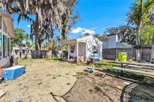 308 S Palm Ave, Howey in the Hills, FL 34737 - Photo 28