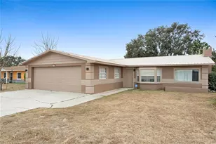 2412 Linda St, Lake Wales, FL 33898 - Photo 2