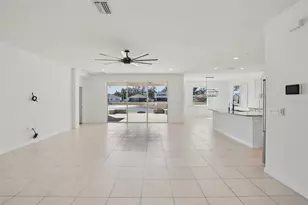 10747 Laxer Cay Loop, San Antonio, FL 33576 - Photo 8