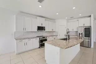 10747 Laxer Cay Loop, San Antonio, FL 33576 - Photo 18