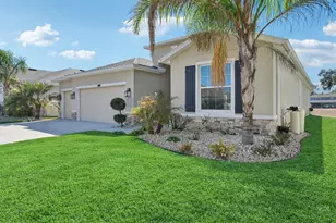 10747 Laxer Cay Loop, San Antonio, FL 33576 - Photo 6