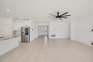 10747 Laxer Cay Loop, San Antonio, FL 33576 - Photo 12