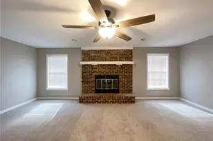 752 Briarcrest Dr, Orange City, FL 32763 - Photo 4