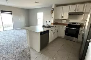 4175 Malawi Trl, Saint Cloud, FL 34772 - Photo 4