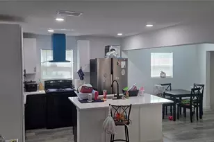 210 S 15th St, Palatka, FL 32177 - Photo 6