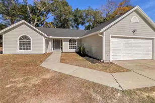 370 S Cobble Ct, Mount Dora, FL 32757 - Photo 1