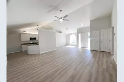 370 S Cobble Court, Mount Dora, FL 32757 - Photo 4