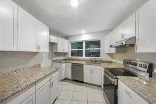 1760 Whipple Dr, Deltona, FL 32738 - Photo 2