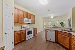 632 Portofino Dr, Kissimmee, FL 34759 - Photo 10