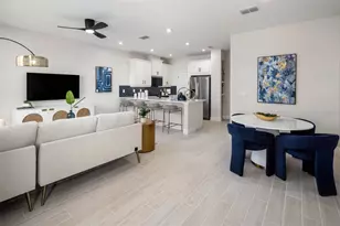 2911 Camellia Flower St, Apopka, FL 32703 - Photo 4