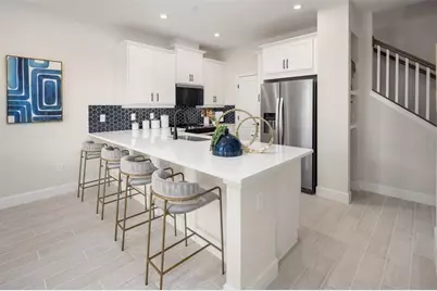 2911 Camellia Flower Street, Apopka, FL 32703 - Photo 8