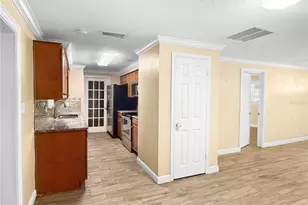 524 San Lanta Cir, Sanford, FL 32771 - Photo 4