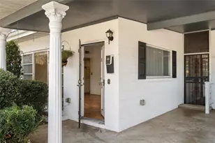 3302 S Crystal Lake Dr, Orlando, FL 32806 - Photo 8