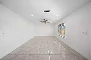 1201 Majestic Palm Ct, Apopka, FL 32712 - Photo 8