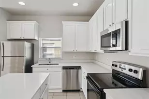 2104 Justice Ln, Saint Cloud, FL 34769 - Photo 4