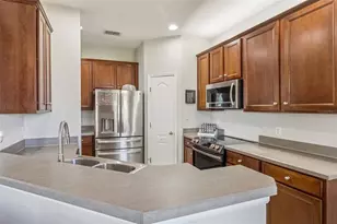 1947 Estancia Cir, Kissimmee, FL 34741 - Photo 8