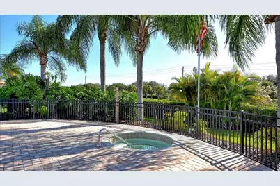 3822 Alamanda Drive, Sarasota, FL 34238 - Photo 34