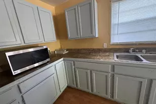 140 E 12th St, Apopka, FL 32703 - Photo 10