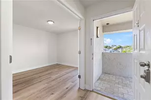 5606 Blue Shadows Ct, Orlando, FL 32811 - Photo 10