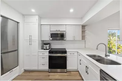 5606 Blue Shadows Court #10, Orlando, FL 32811 - Photo 2