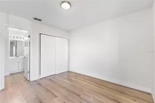 5606 Blue Shadows Ct, Orlando, FL 32811 - Photo 12