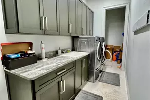 8533 S Lake Cir, Fort Myers, FL 33908 - Photo 58