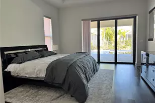 8533 S Lake Cir, Fort Myers, FL 33908 - Photo 22