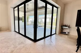 8533 S Lake Cir, Fort Myers, FL 33908 - Photo 20