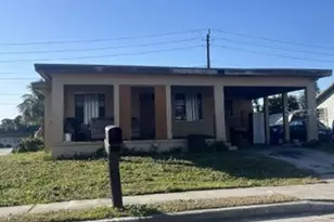 190 SW 6th Ave, South Bay, FL 33493 - Photo 1