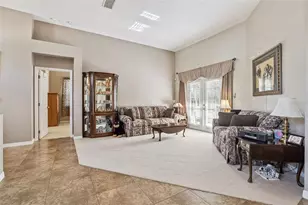 10032 Honey Tree Ct, Orlando, FL 32836 - Photo 4