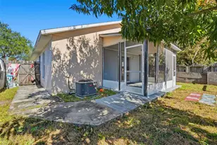 9760 Violet Dr, Orlando, FL 32824 - Photo 28