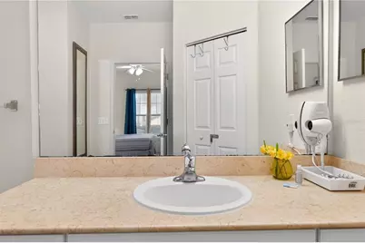 2950 Lucayan Harbour Cir #105, Kissimmee, FL 34746 - Photo 32