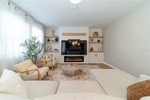 11012 Robert Frost Dr, Winter Garden, FL 34787 - Photo 2