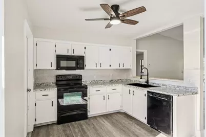 909 Hendon Place, Kissimmee, FL 34758 - Photo 12