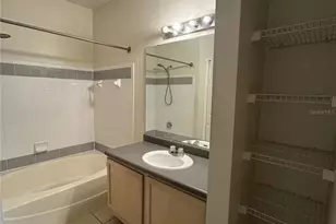 6685 Queens Borough Ave, Orlando, FL 32835 - Photo 10