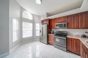 10201 Vista Cove Ln, Orlando, FL 32825 - Photo 8