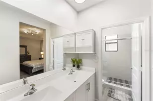 549 NE 206th Ln, Miami, FL 33179 - Photo 14