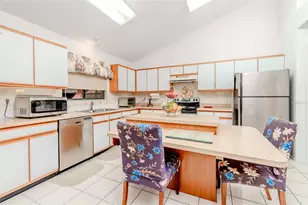 7720 Colebrook Dr, Orlando, FL 32818 - Photo 12