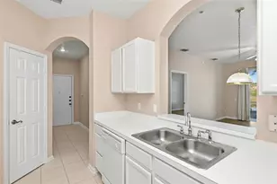 7123 Yacht Basin Ave, Orlando, FL 32835 - Photo 14