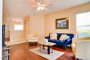 8812 Grand Palms Cir, Kissimmee, FL 34747 - Photo 10