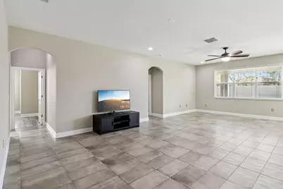 10908 Sage Canyon Drive, Riverview, FL 33578 - Photo 10