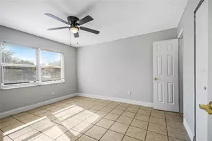 21 E Celeste St, Apopka, FL 32703 - Photo 8