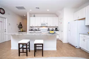 2606 Rosemont Cir, Davenport, FL 33837 - Photo 12