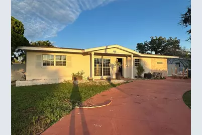 4641 Shore Acres Boulevard NE, Saint Petersburg, FL 33703 - Photo 1