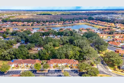 940 N Roma Way, Kissimmee, FL 34746 - Photo 4