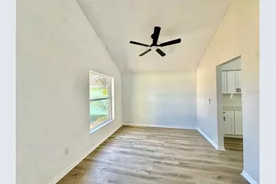 3032 Bloomsbury Drive, Kissimmee, FL 34747 - Photo 12