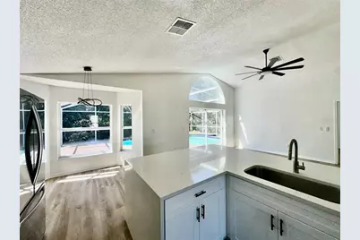 3032 Bloomsbury Drive, Kissimmee, FL 34747 - Photo 8